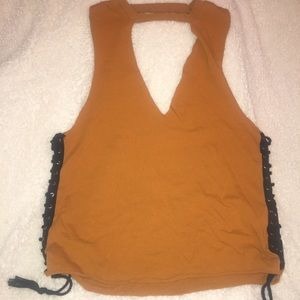 V cut out neck laced up detailed top